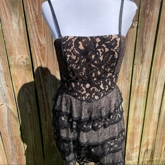BCBGMAXAZRIA Black Nude Lace Tiered Skirt Ellie Dress 8 - Picture 15 of 16